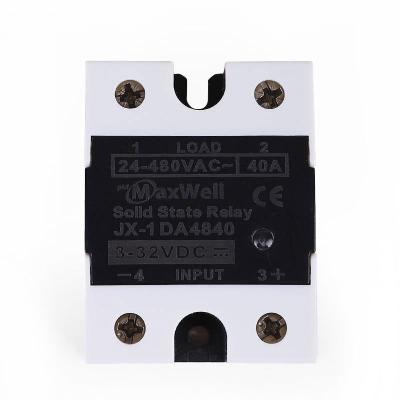 Relais statique (SSR) de type Omron, entrée CC, charge CA