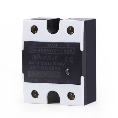 Relais statique (SSR) de type Omron, entrée CC, charge CA